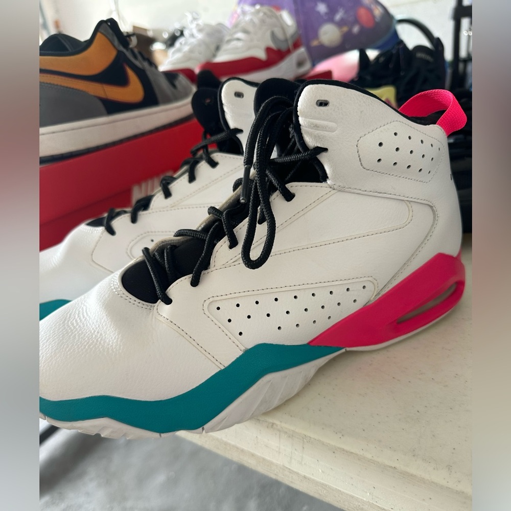 Air Jordan lift off south beach size 10.5